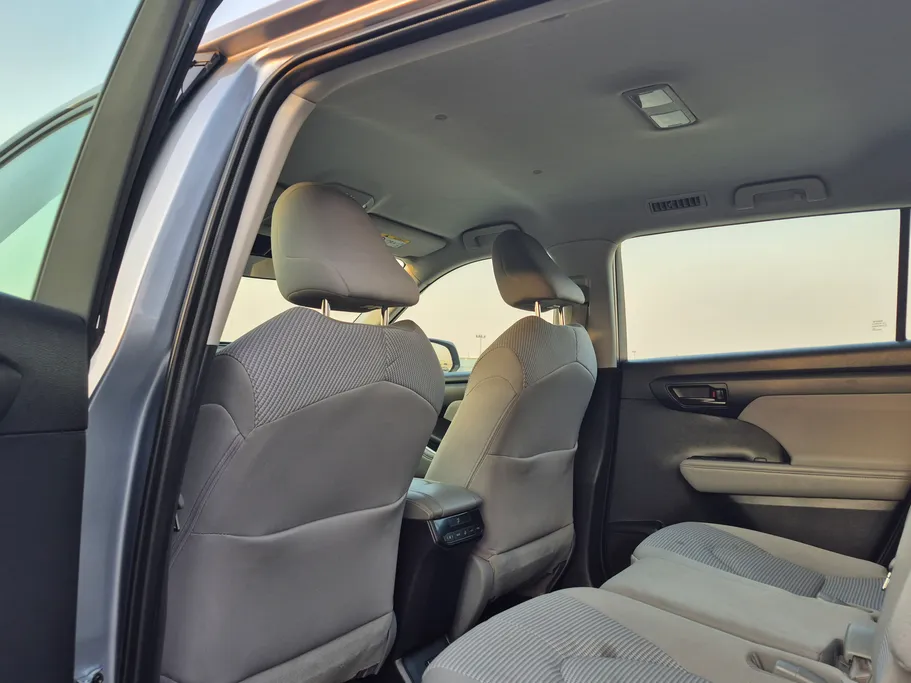 تويوتا هايلاندر LE 2021 