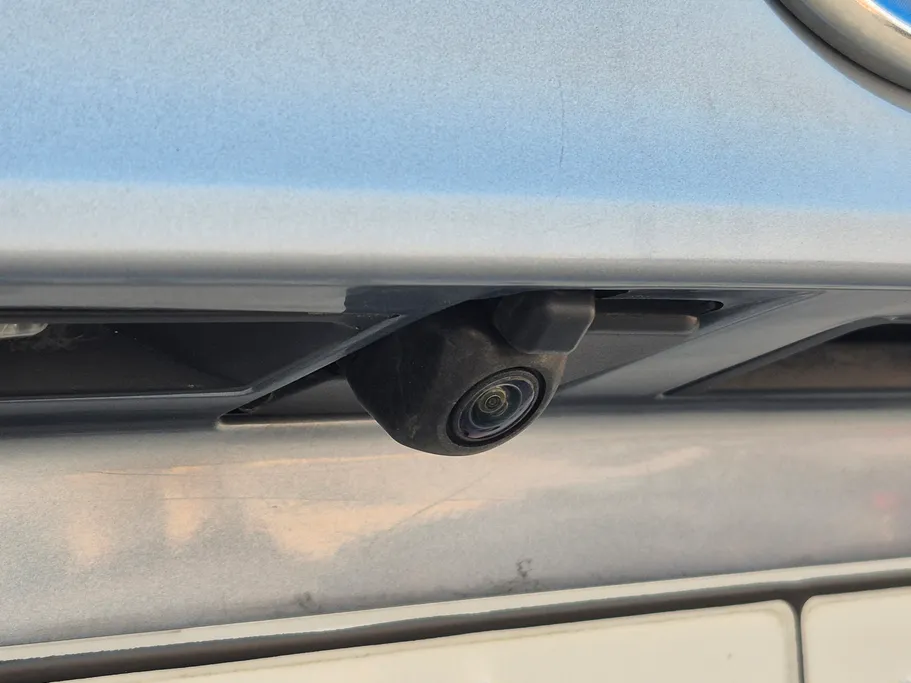 تويوتا هايلاندر LE 2021 