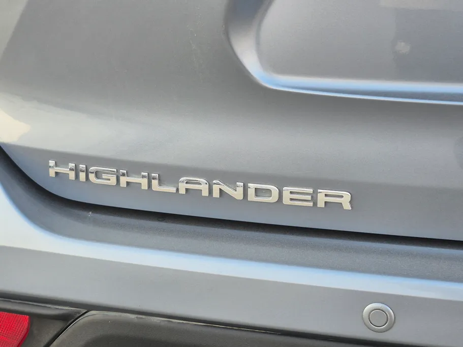 تويوتا هايلاندر LE 2021 