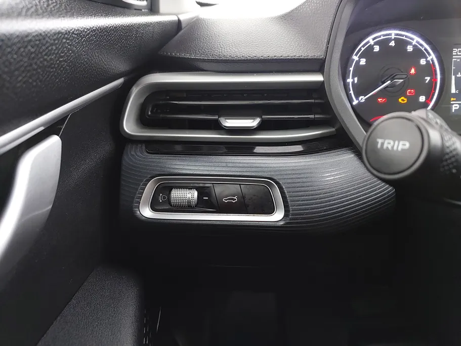 جيلي امجراند GS 2023 