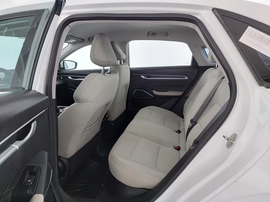 جيلي امجراند GS 2023 