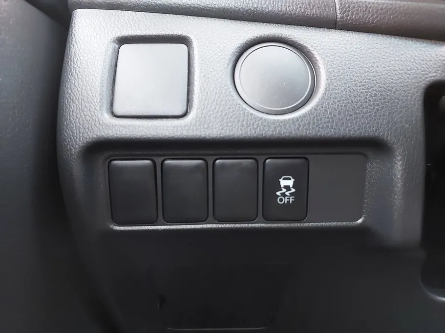 2022 Mitsubishi L200 DC 4x2 