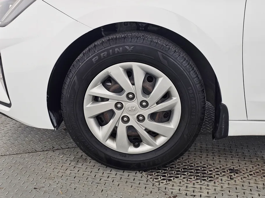 2020 Hyundai Elantra GL 