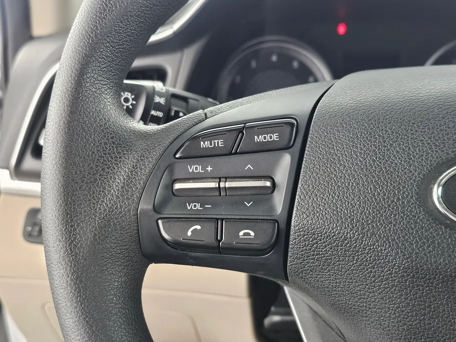 2020 Hyundai Elantra GL 