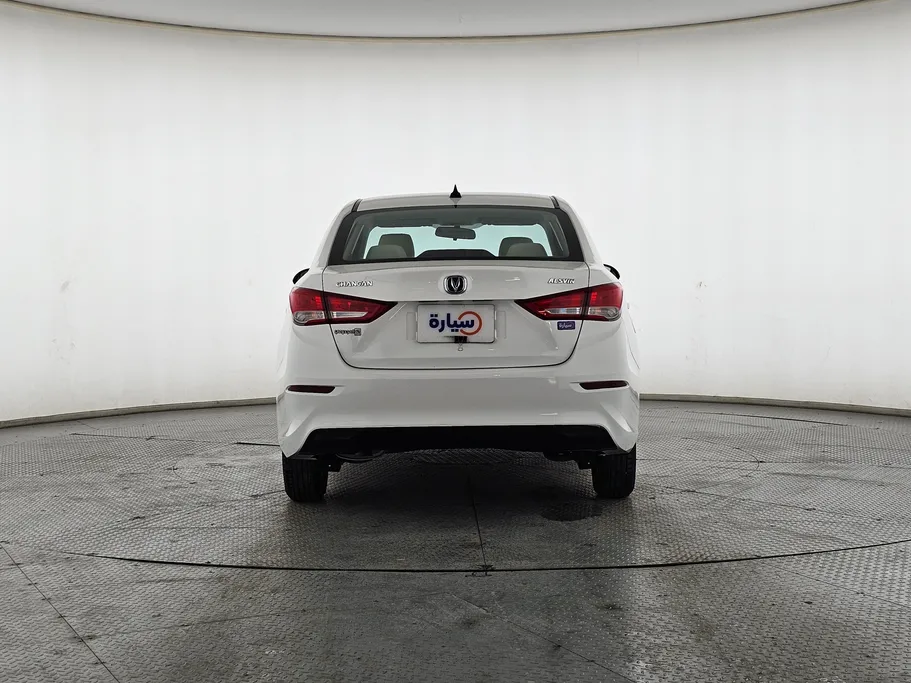 شانجان السفن Basic 2023 