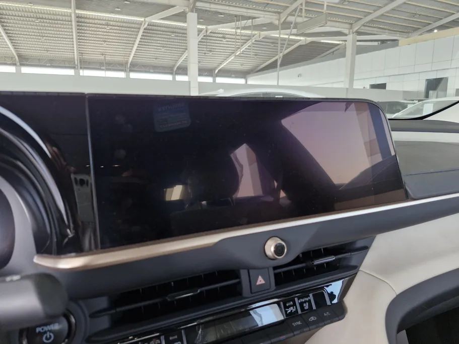 2025 Toyota Crown Premium 