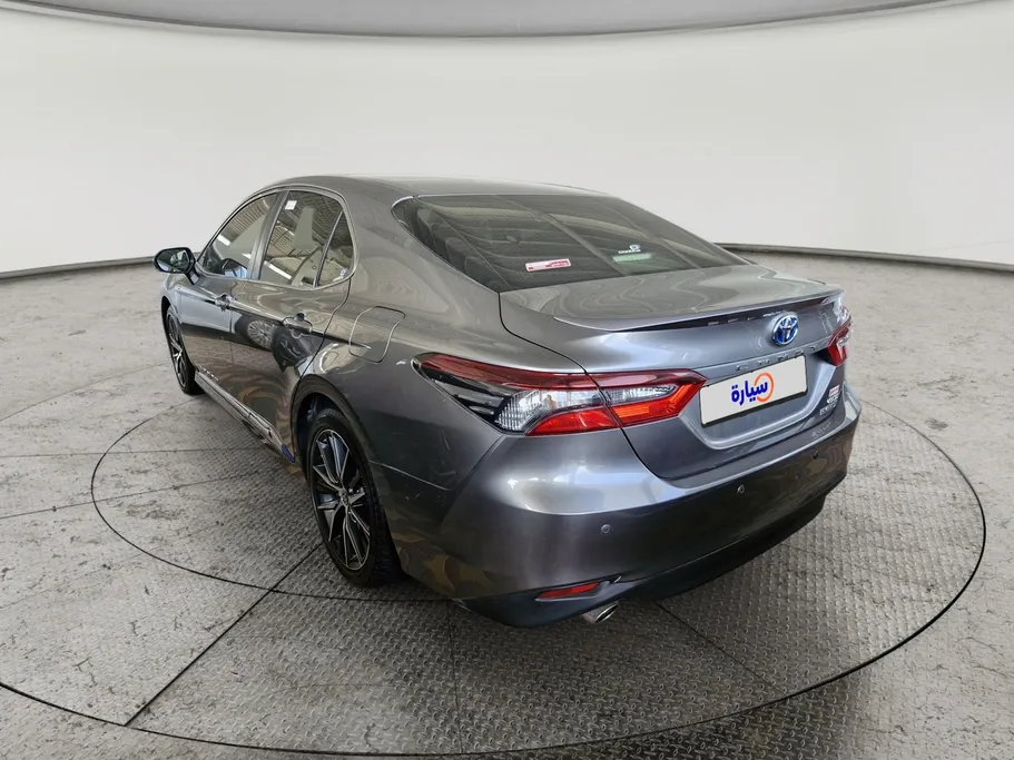 2024 Toyota Camry  GLE 