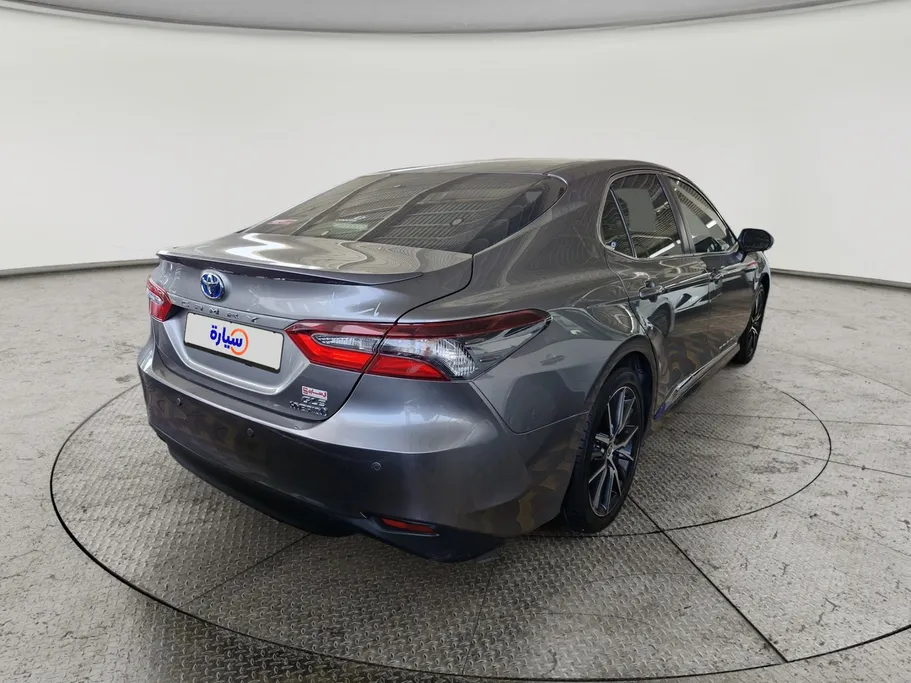 2024 Toyota Camry  GLE 