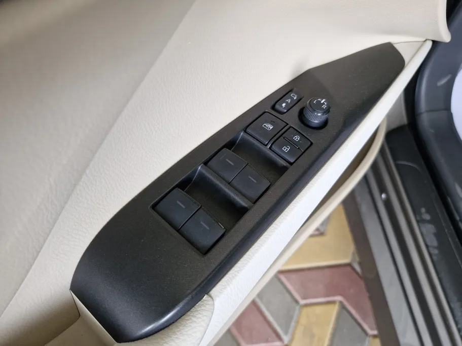 2024 Toyota Camry  GLE 