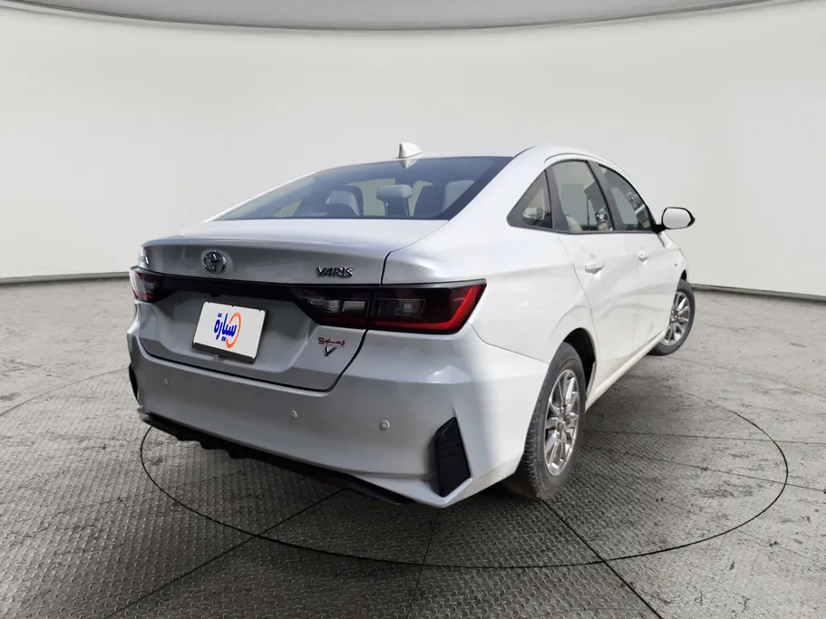 تويوتا يارس Y 2023 