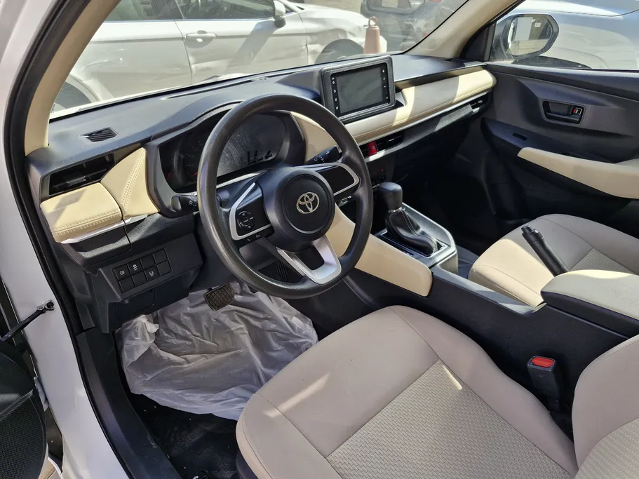 تويوتا يارس Y 2023 