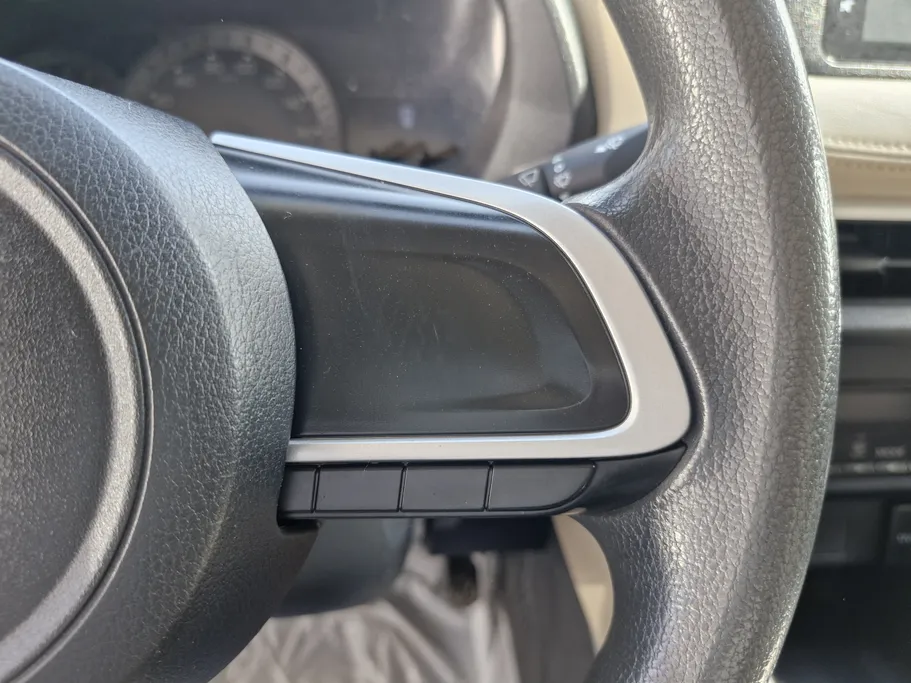 تويوتا يارس Y 2023 