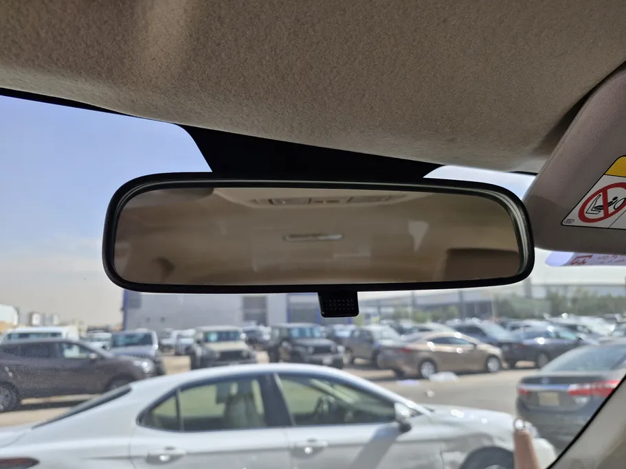 تويوتا يارس Y 2023 