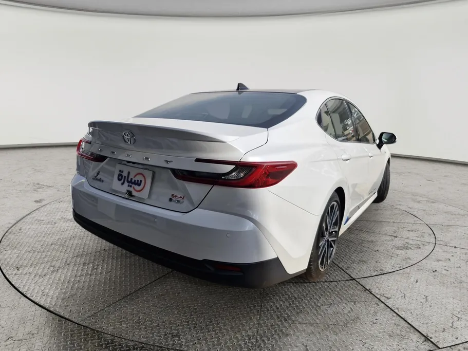 تويوتا كامري lumiere 2025 