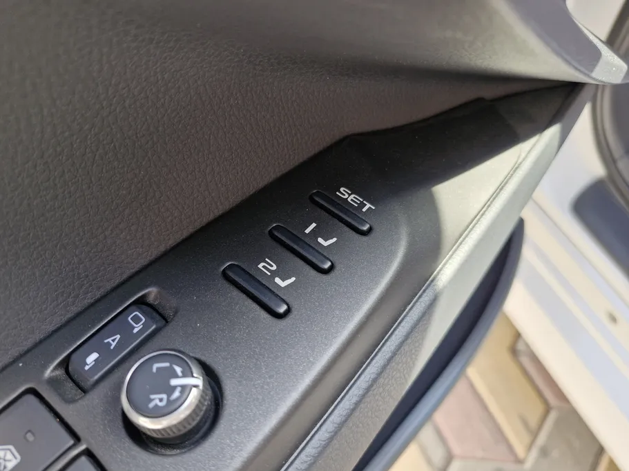 2025 Toyota Camry  lumiere 