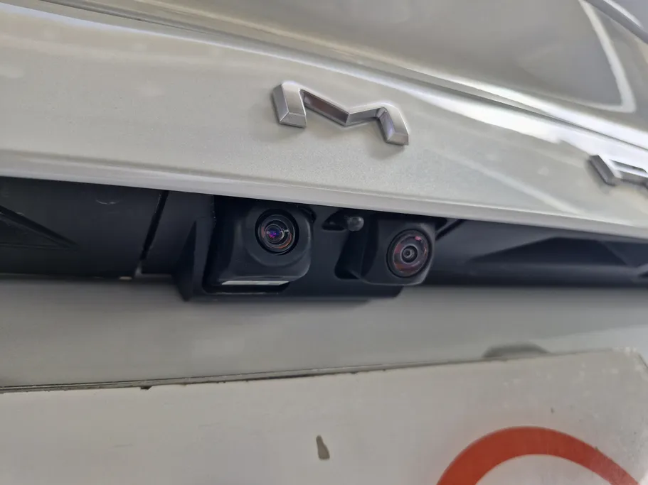 2025 Toyota Camry  lumiere 