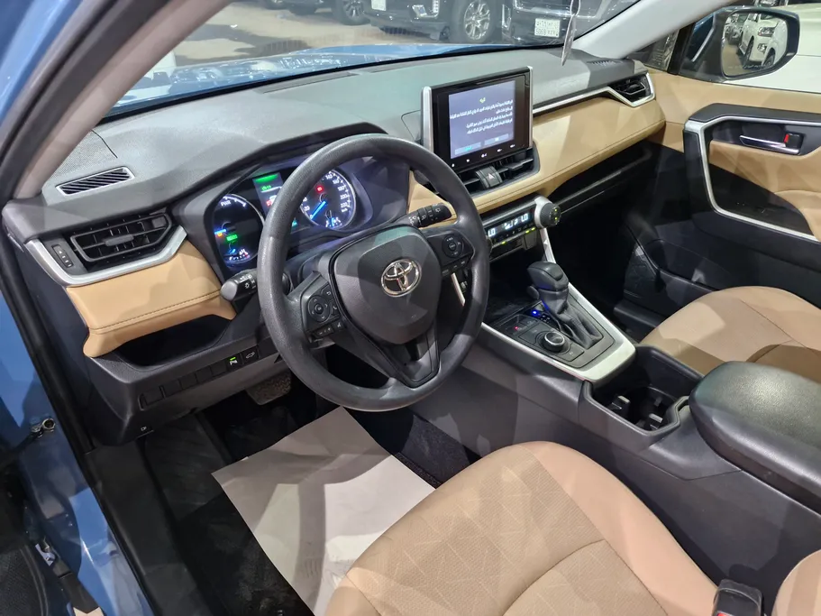 تويوتا راف فور XLE HEV 2024 