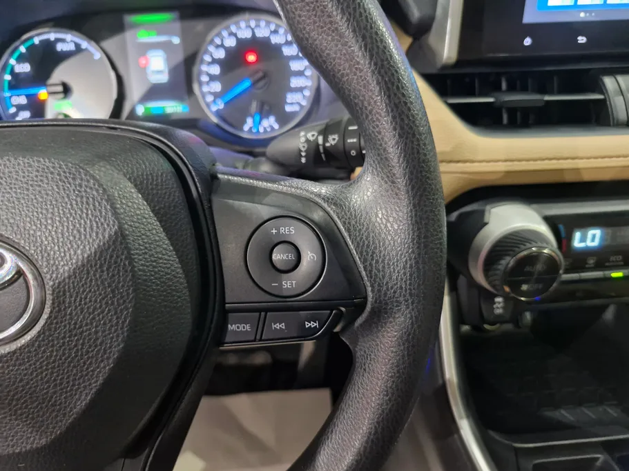 تويوتا راف فور XLE HEV 2024 