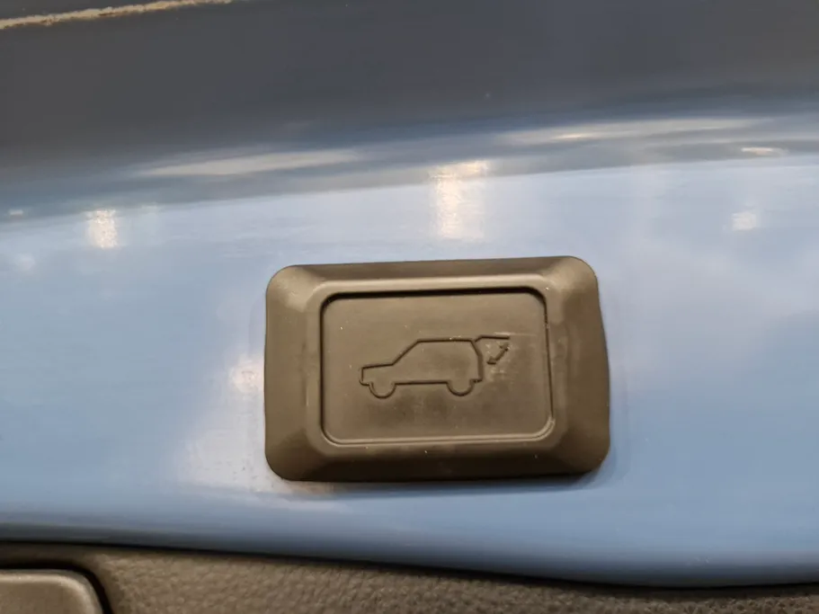 تويوتا راف فور XLE HEV 2024 