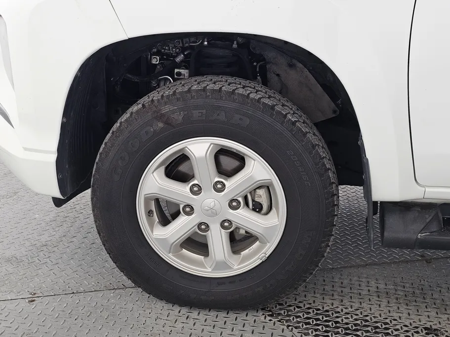 ميتسوبيشي L200 DC 4x4 Diesel 2023 