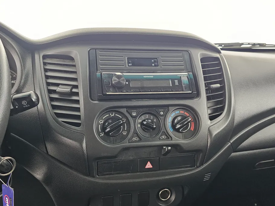 ميتسوبيشي L200 DC 4x2 2022 