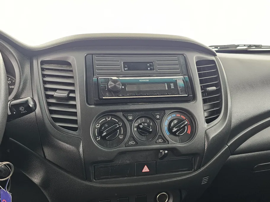 ميتسوبيشي L200 DC 4x2 2022 