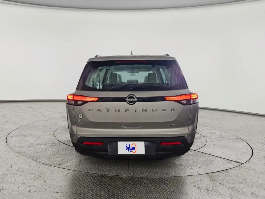 2023 Nissan Pathfinder S 