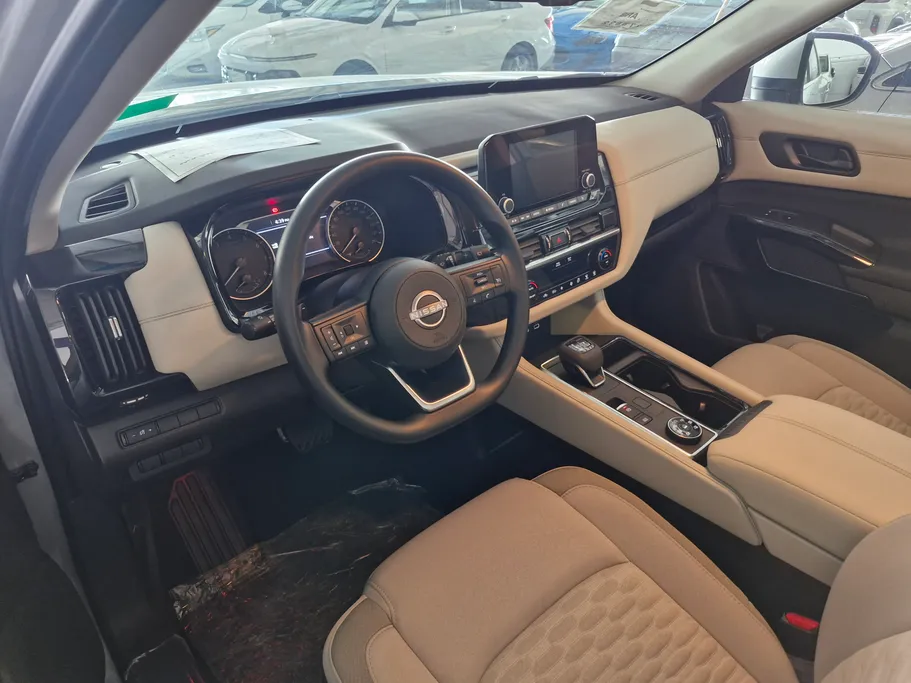 2023 Nissan Pathfinder S 