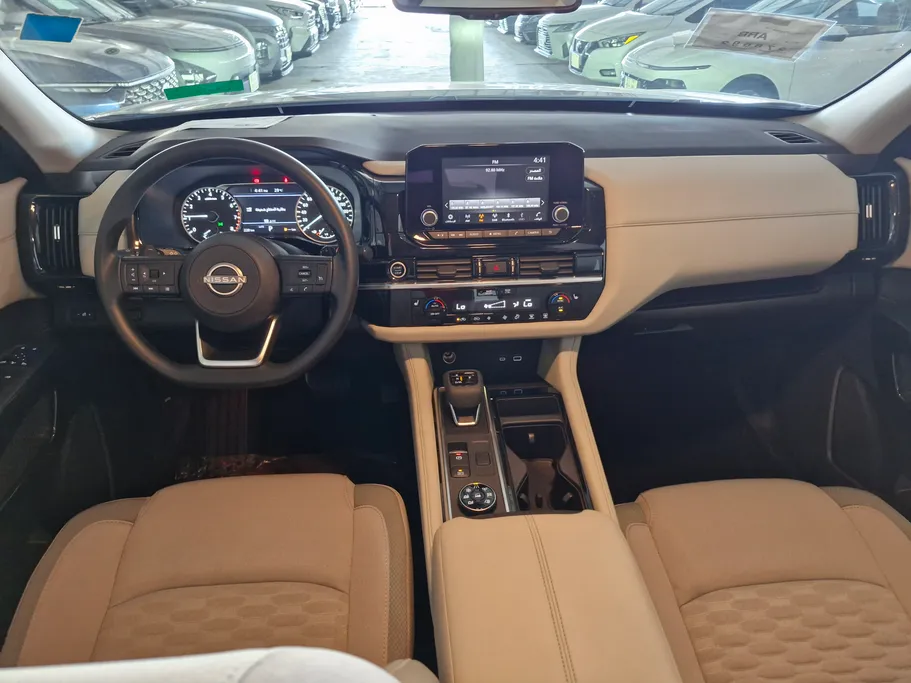 2023 Nissan Pathfinder S 