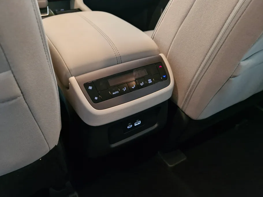 2023 Nissan Pathfinder S 