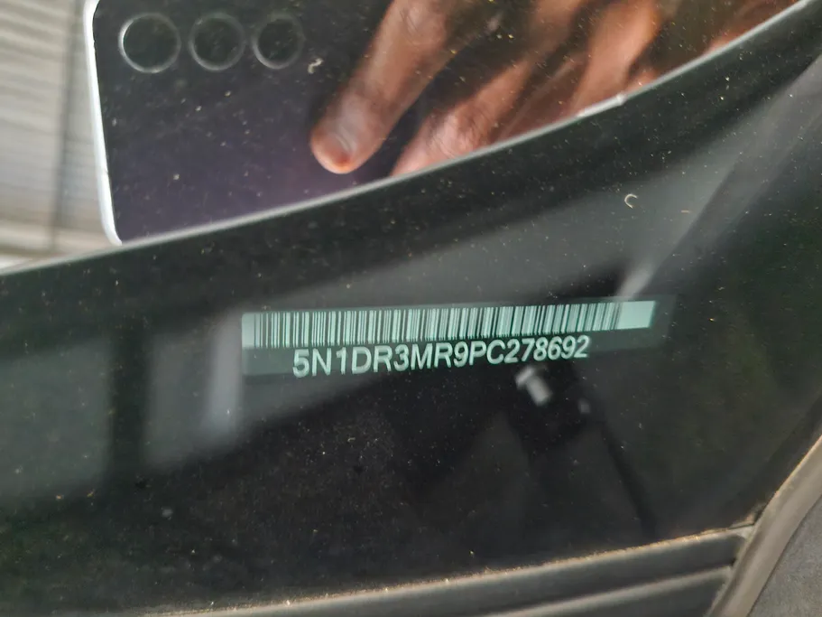 2023 Nissan Pathfinder S 