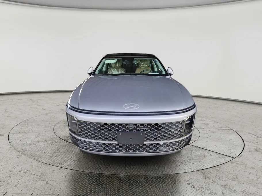 هيونداي ازيرا كاليجرافي 2024 