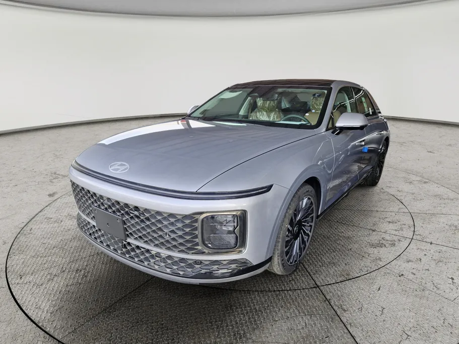 هيونداي ازيرا كاليجرافي 2024 