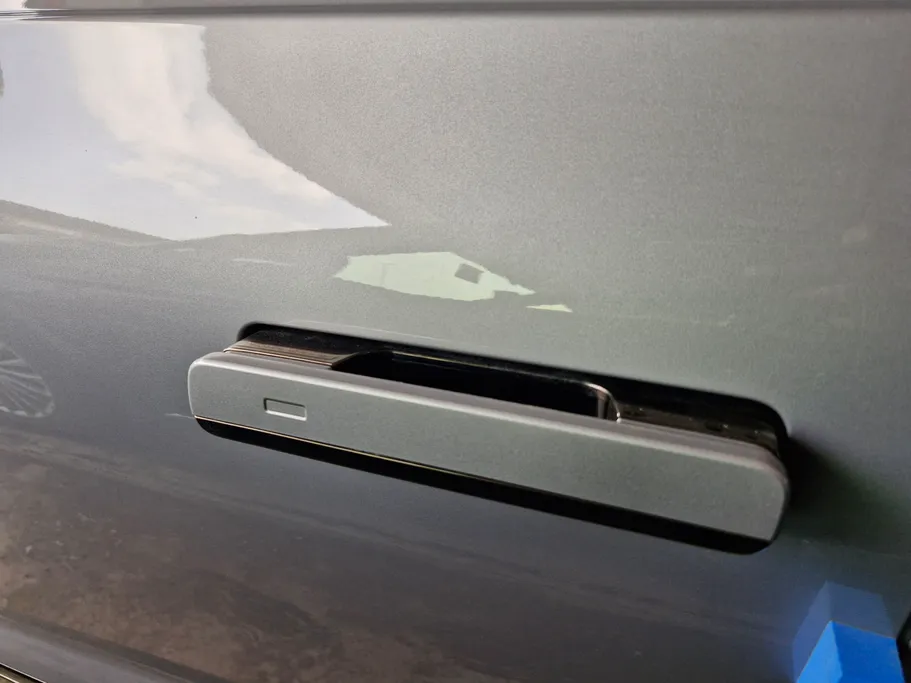 هيونداي ازيرا كاليجرافي 2024 