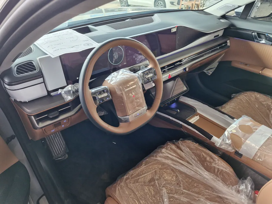 هيونداي ازيرا كاليجرافي 2024 