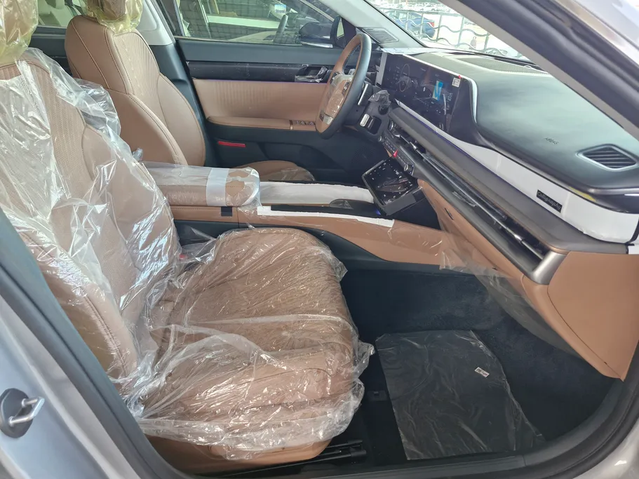 هيونداي ازيرا كاليجرافي 2024 