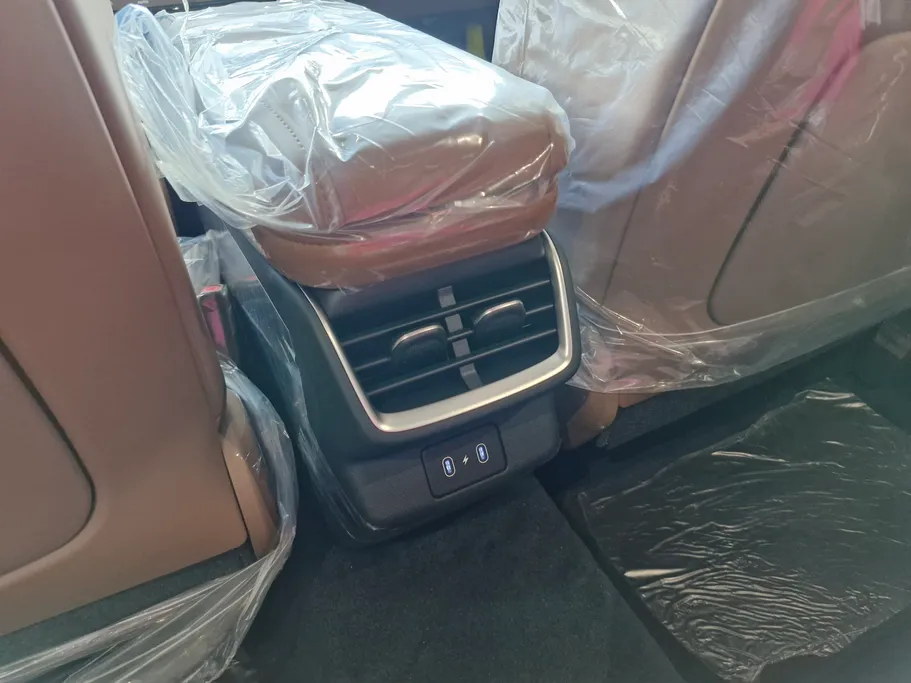 هيونداي ازيرا كاليجرافي 2024 