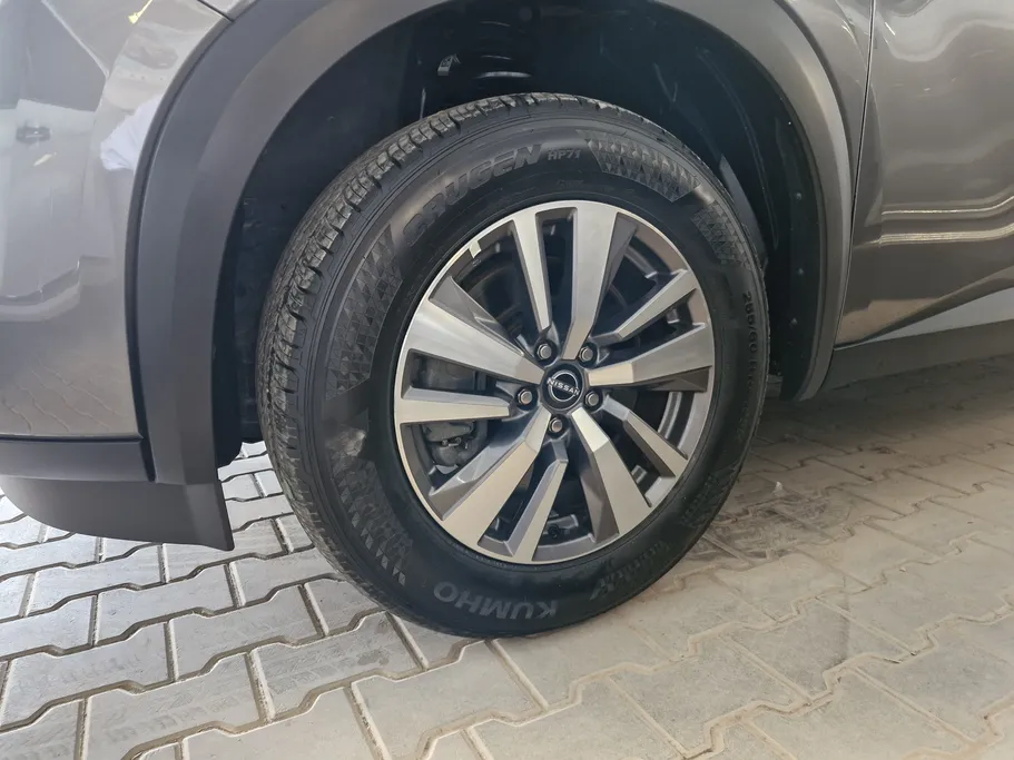 2023 Nissan Pathfinder S 