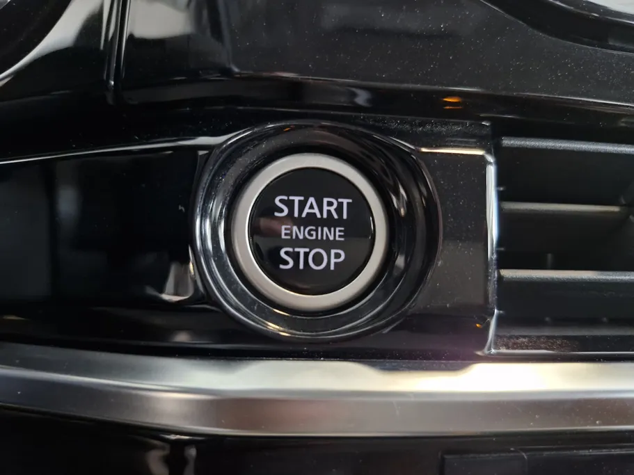 2023 Nissan Pathfinder S 