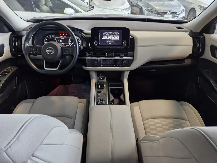 2023 Nissan Pathfinder S 