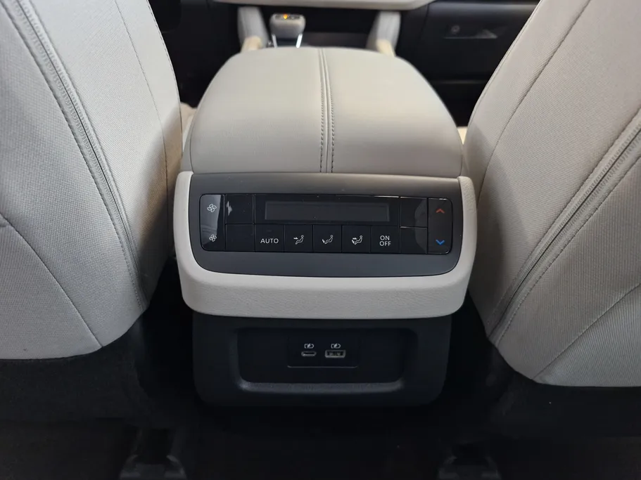 2023 Nissan Pathfinder S 