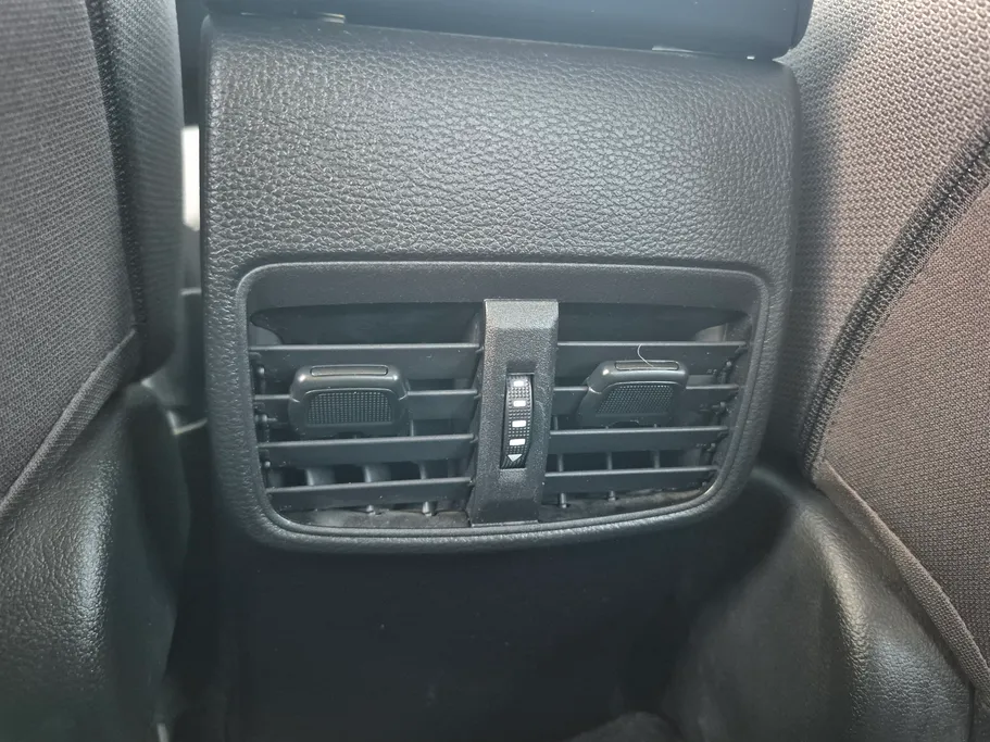 تويوتا كورولا XLI 2024 