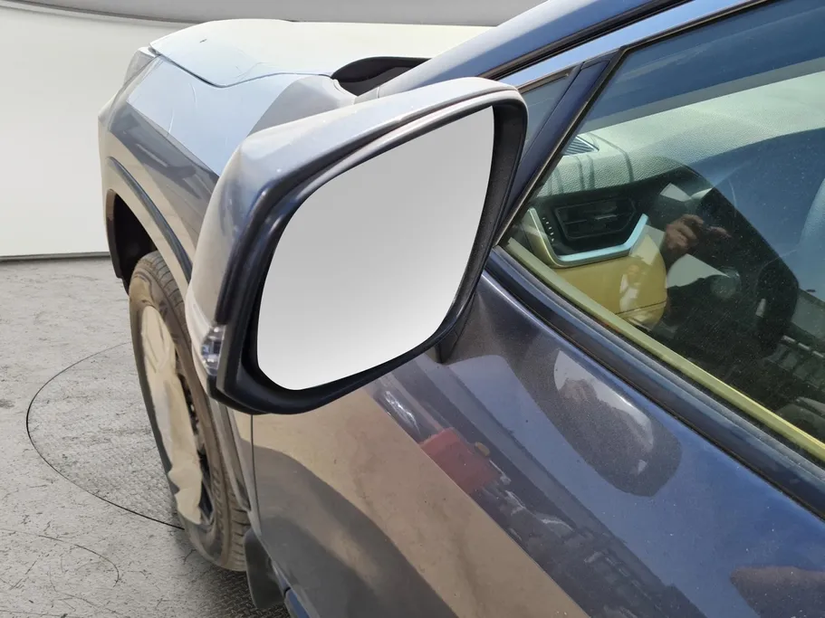 2025 Toyota RAV4 XLE HEV 