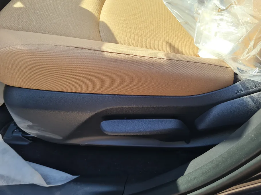 2025 Toyota RAV4 XLE HEV 