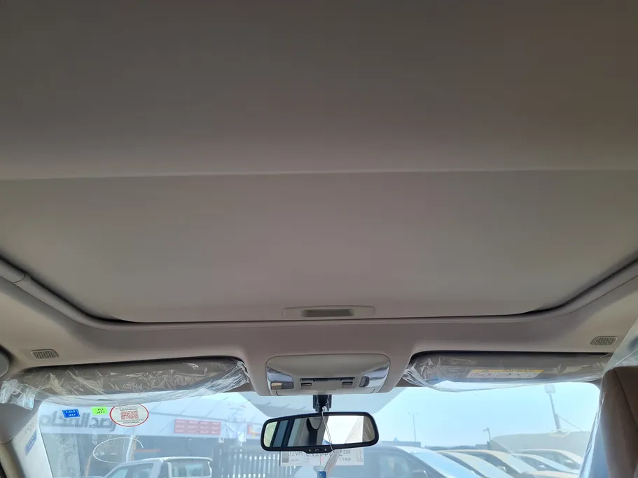 2025 Toyota RAV4 XLE HEV 