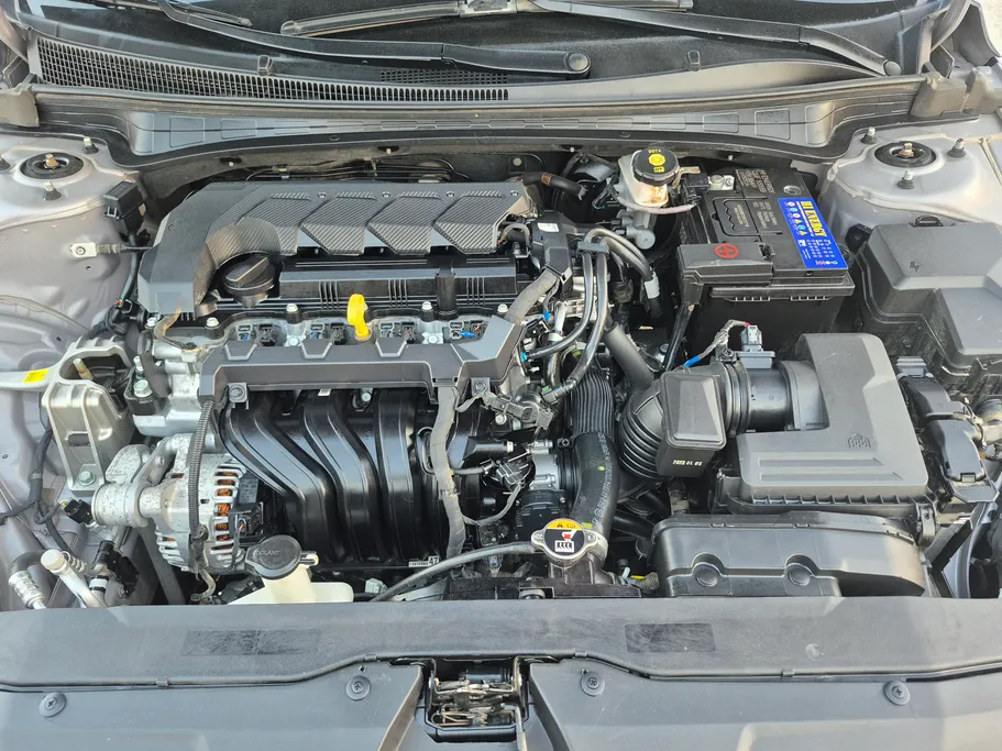 2023 Hyundai Elantra Smart 