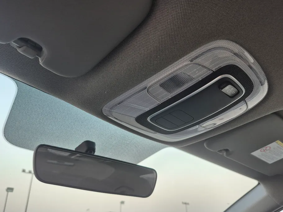 2023 Hyundai Elantra Smart 