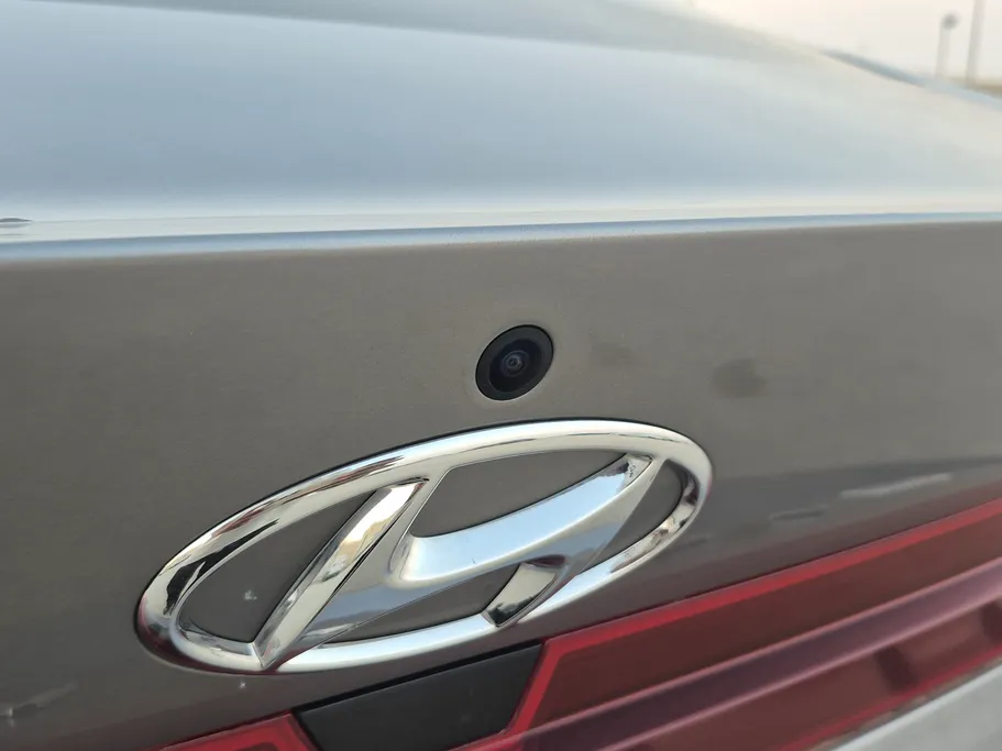 2023 Hyundai Elantra Smart 