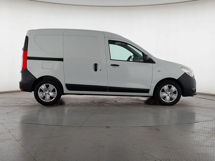 رينو دوكر Van بضاعة 2022 