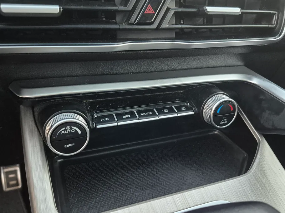 جيلي كول راي Plus 2023 